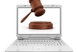 Μόνο ηλεκτρονικά πλέον οι πλειστηριασμοί