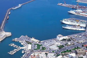 ΛΙΜΑΝΙ ΗΡΑΚΛΕΙΟΥ ΑΠΟ ΨΗΛΑ