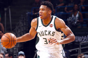 Ο Γιάννης Αντετοκούνμπο