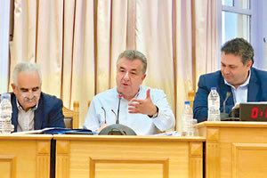 ο Στ. Αρναουτάκης και η σύνθεση του Περιφερειακού Συμβουλίου Κρήτης