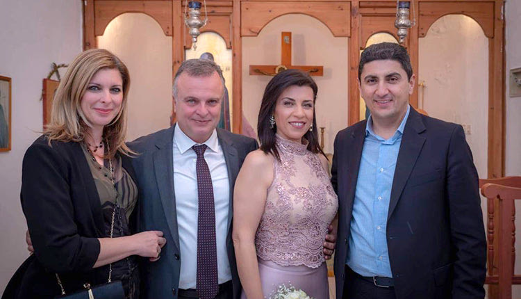 Ο αστυνομικός δημήτρης Κουτεντάκης, από τους πιο στενούς συνεργάτες του υφυπουργού Αθλητισμού Λευτέρη Αυγενάκη παντρέυτηκε με τη Σοφία Αρμενάκη
