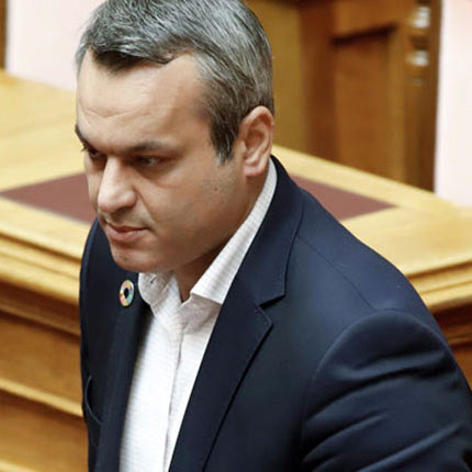 ο Χάρης Μαμουλάκης