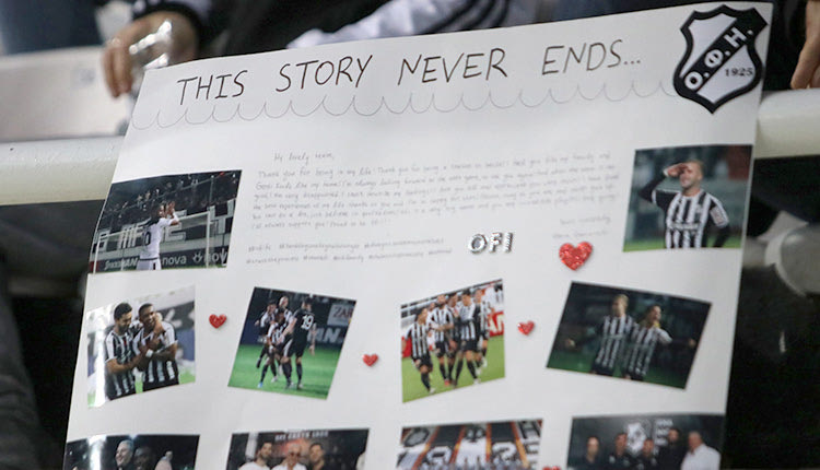 Ένα ξεχωριστό πανό έκανε την εμφάνισή του στις εξέδρες του “Γεντί Κουλέ”.