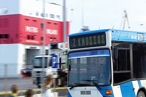 H παραχώρηση θέσης στάσης εντός του λιμένα στο Αστικό ΚΤΕΛ