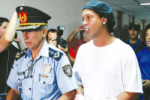 Στη φυλακή ο Ροναλντίνιο κι ο αδελφός του για τα πλαστά διαβατήρια