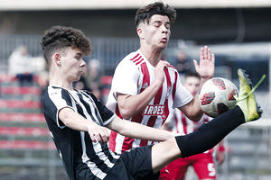 Η Κ-17 του ΟΦΗ με τον Ολυμπιακό