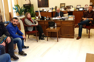 συναντήθηκαν χθες με τον δήμαρχο Ηρακλείου κ. Λαμπρινό Βασίλη για το μέλλον του “Μαρίνα”