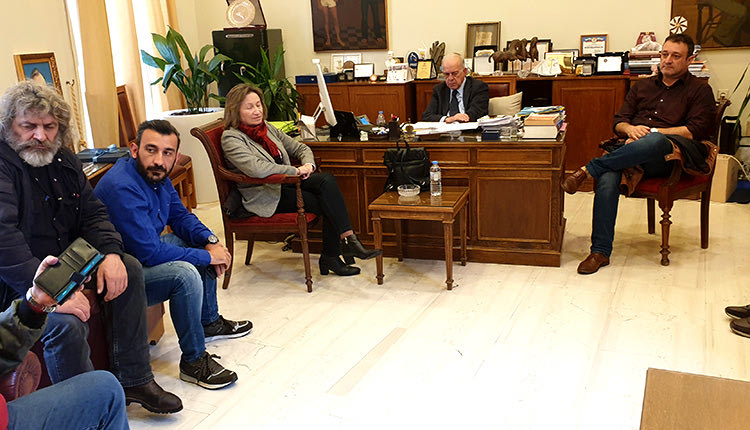 συναντήθηκαν χθες με τον δήμαρχο Ηρακλείου κ. Λαμπρινό Βασίλη για το μέλλον του “Μαρίνα”