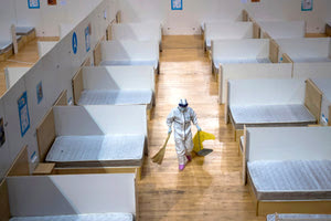 Το κλείσιμο του τελευταίου προσωρινού νοσοκομείου, που χτίστηκε στην Κίνα για την αντιμετώπιση της πανδημίας του φονικού κοροναϊού