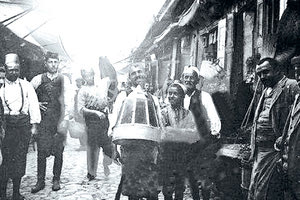 Η φωτογραφία της ημέρας: Χανιά αγορά. Πολιτεία 1898-1913