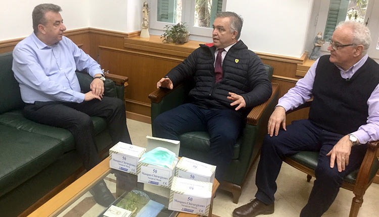 Συνολικά 2000 μάσκες στους γιατρούς «πρώτης γραμμής» από την Περιφέρεια