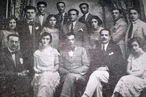 Η φωτογραφία της ημέρας: ΕΡΑΣΙΤΕΧΝΙΚΗ ΘΕΑΤΡΙΚΗ ομάδα στο Ηράκλειο, το 1924