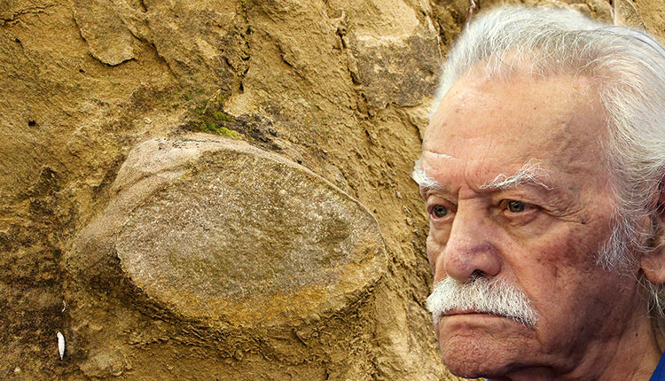 Όταν ο Μανώλης Γλέζος φαγώθηκε να βρει τα... “ψωμιά του Δία”