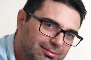 Ο τεχνικός ηλεκτρονικών υπολογιστών Γιώργος Κουτσογιαννάκης