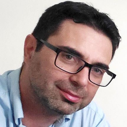 Ο τεχνικός ηλεκτρονικών υπολογιστών Γιώργος Κουτσογιαννάκης