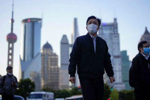 ΦΕΥΓΕΙ Ο… ΕΦΙΑΛΤΗΣ: Η Κίνα αποκτά  ξανά ζωή