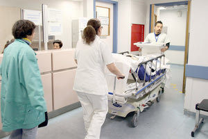 εργαζόμενοι στη δημόσια υγεία