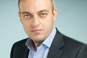 Ο Κώστας Βαρδαβάς