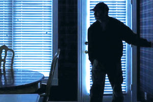 εισβολή σε σπίτια