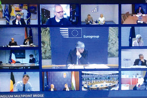 οι υπουργοί Οικονομικών της Ευρωζώνης στο Eurogroup για την αντιμετώπιση της οικονομικής ζημιάς από τον κοροναϊό