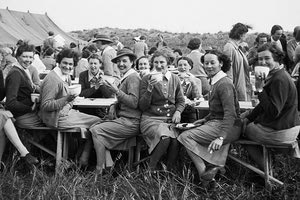 Η φωτογραφία της ημέρας: Αυστραλές νοσοκόμες Κρήτη, Χανιά, 26 Απριλίου 1941