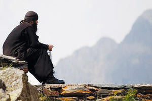 μοναχός στο Άγιο Όρος