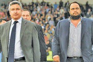 Βαγγέλης Μαρινάκης (ιδιοκτήτης ΠΑΕ Ολυμπιακός) - Γιώργος Σπανός (ιδιοκτήτης ΠΑΕ Ατρόμητος)