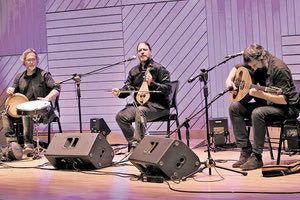 η συναυλία «Μουσικές Διαδρομές στο Λαβύρινθο V - Με αφετηρία την Κρήτη...» στο Πολιτιστικό Συνεδριακό Κέντρο Ηρακλείου