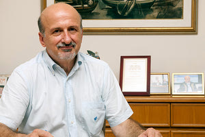 Ο καθηγητής του Πολυτεχνείου Κρήτης Κωνσταντίνος Ζοπουνίδης