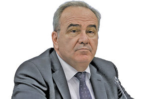 ο υφυπουργός Ανάπτυξης και Επενδύσεων, αρμόδιος για τη Βιομηχανία και το Εμπόριο, Νικόλαος Παπαθανάσης