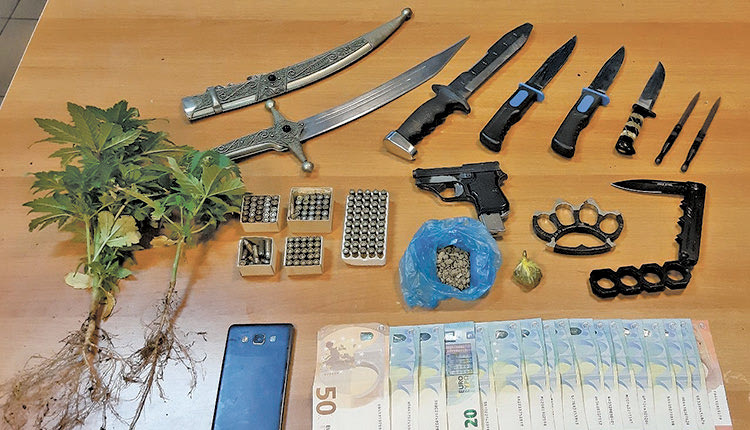 συνελήφθησαν για κατοχή και διακίνηση μεγάλων ποσοτήτων ναρκωτικών