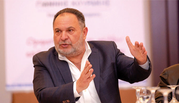 Κουράκης