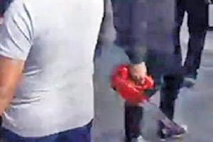 Δικογραφία για τον διαδηλωτή με το… αλυσοπρίονο στην πλατεία Ελευθερίας