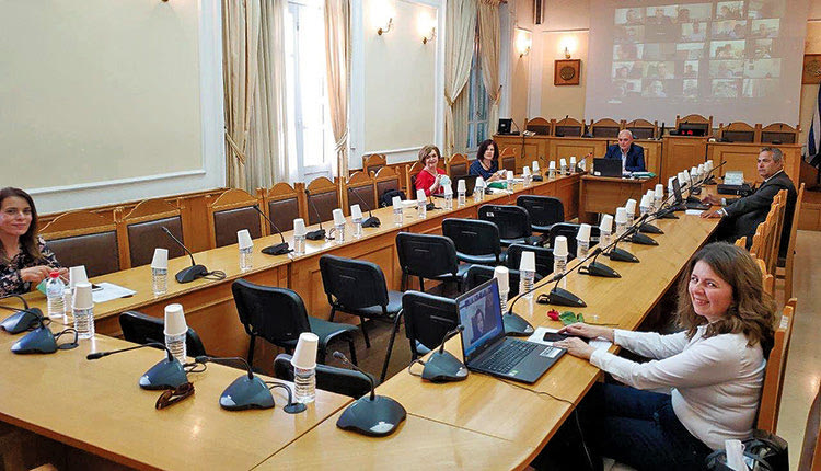 Με τηλεδιάσκεψη πραγματοποιήθηκε το Περιφερειακό Συμβούλιο Κρήτης