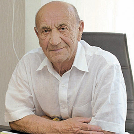 Έφυγε από τη ζωή ένας θαυμαστής του έργου του Νίκου Καζαντζάκη και λάτρης της Κρήτης. O Μισέλ Ταμιζιέ (Michel Tamisier), πρώην δήμαρχο του Καντενέ (Cadenet) στην Προβηγκία της Γαλλίας