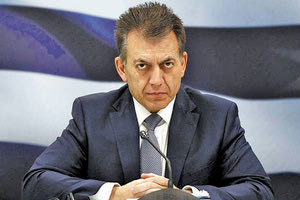 Ο υπουργός εργασίας, Γιάννης Βρούτσης