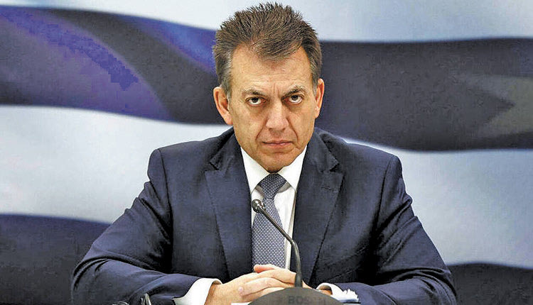 Ο υπουργός εργασίας, Γιάννης Βρούτσης