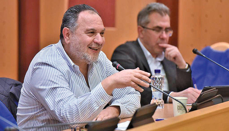 Ο πρόεδρος της ΠΕΔ Κρήτης Γιάννης Κουράκης