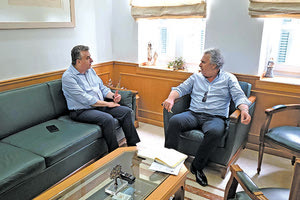 Η Περιφέρεια Κρήτης θα χρηματοδοτήσει τη μελέτη για την κατασκευή του έργου που αφορά στην ανάπλαση της κεντρικής πλατείας της Σητείας