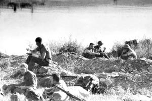 Η φωτογραφία της ημέρας: Αυστραλιανοί στρατιώτες στον κόλπο της Σούδας