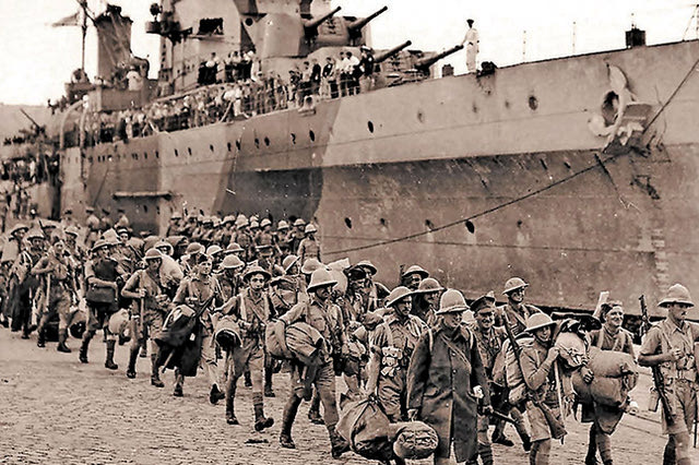 Η φωτογραφία της ημέρας: 1941. Συμμαχικά στρατεύματα φτάνουν στην Κρήτη