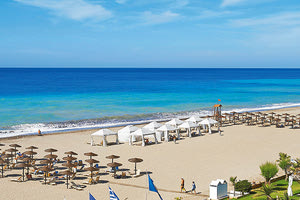 τουρίστες διακοπές στην Ελλάδα