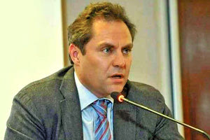 Ο κ. Ευτύχιος Βασιλάκης