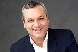 Ο υποψήφιος βουλευτής  του ΣΥΡΙΖΑ – Προοδευτική Συμμαχία Χάρης Μαμουλάκης