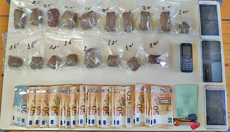 “καβάντζα” με ποσότητα κοκαΐνης στο Ρέθυμνο