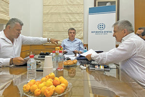 Από τη συνάντηση στο γραφείο του Περιφερειάρχη για το φράγμα του Πλατύ ποταμού