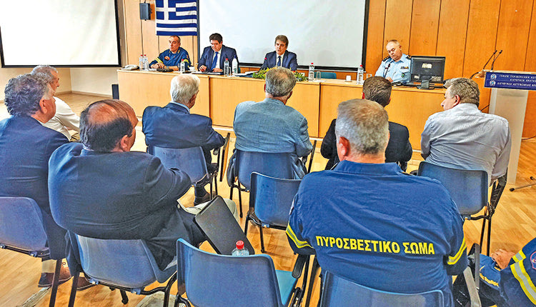 Στη διάρκεια σύσκεψης στο Ηράκλειο ο κ. Χρυσοχοΐδης