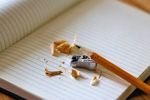 Σχολείο μολύβι ξύστρα