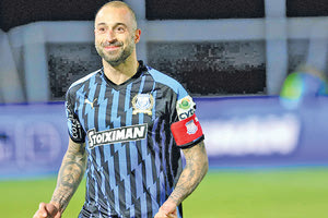 «Πόλεμος» για τον Παπουλή στην Κύπρο