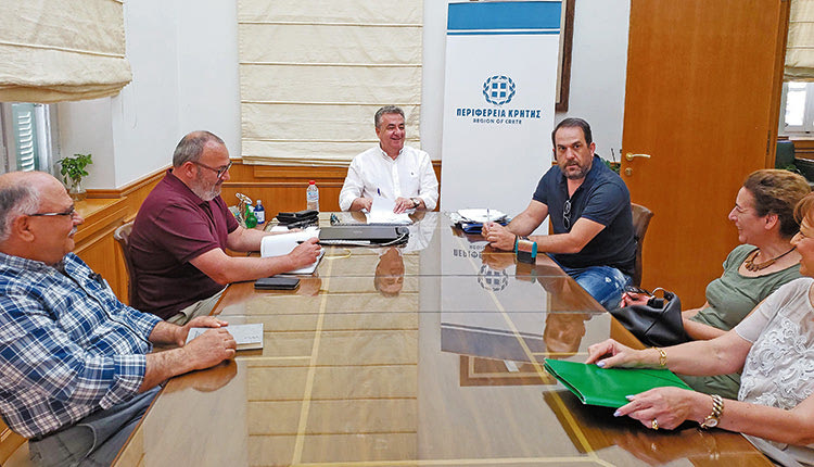 Από την υπογραφή της σύμβασης για την «Αποκατάσταση του κτηρίου στέγης ανηλίκων Ηρακλείου»